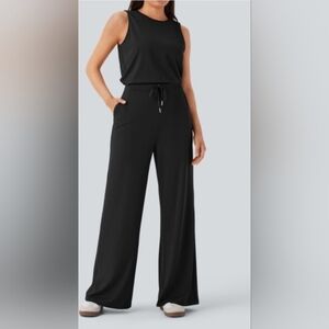HALARA Black Sleeveless Jumpsuit